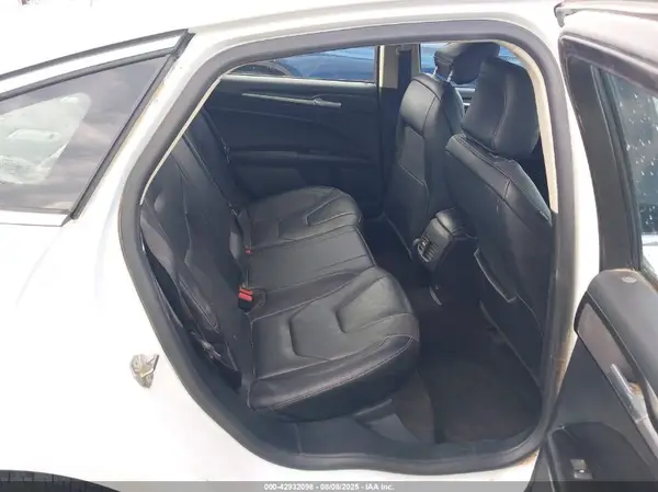3FA6P0RU1LR204778 2020 FORD FUSION - Image 8