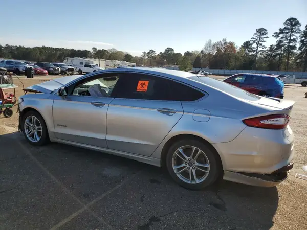 3FA6P0RU2GR114027 2016 FORD FUSION - Image 2
