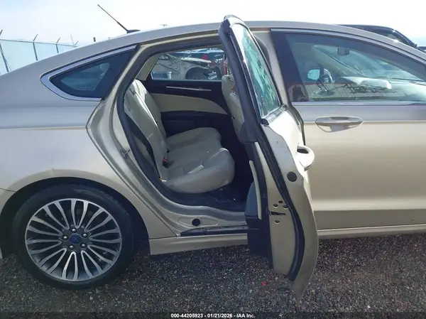 3FA6P0RU2HR267539 2017 FORD FUSION - Image 8