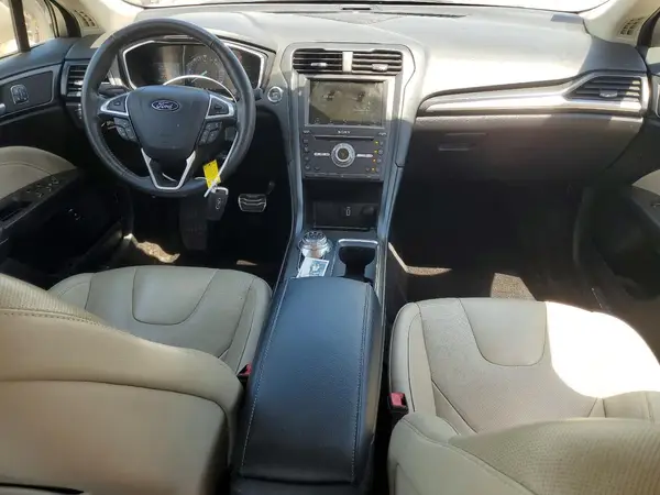 3FA6P0RU2HR267606 2017 FORD FUSION - Image 8