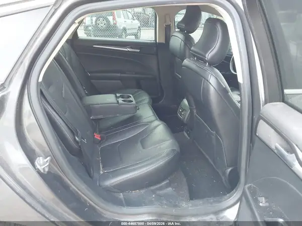 3FA6P0RU2HR315637 2017 FORD FUSION - Image 8