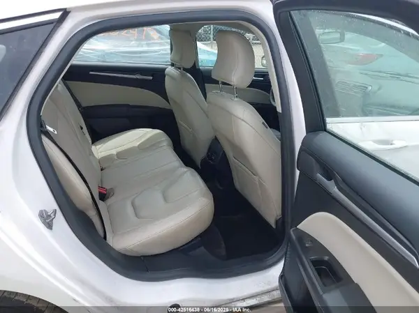 3FA6P0RU2HR388636 2017 FORD FUSION - Image 8