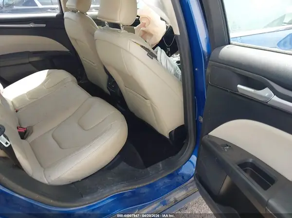 3FA6P0RU2HR399992 2017 FORD FUSION - Image 8
