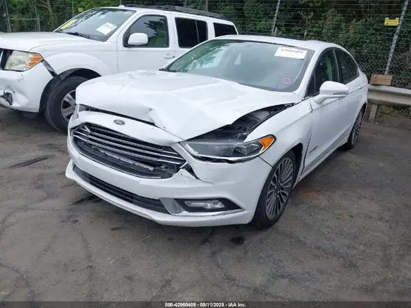 3FA6P0RU2JR102371 2018 FORD FUSION - Image 2
