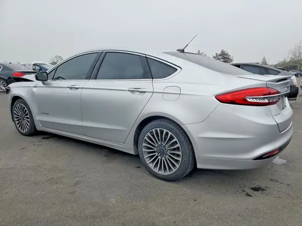 3FA6P0RU2JR103004 2018 FORD FUSION - Image 2