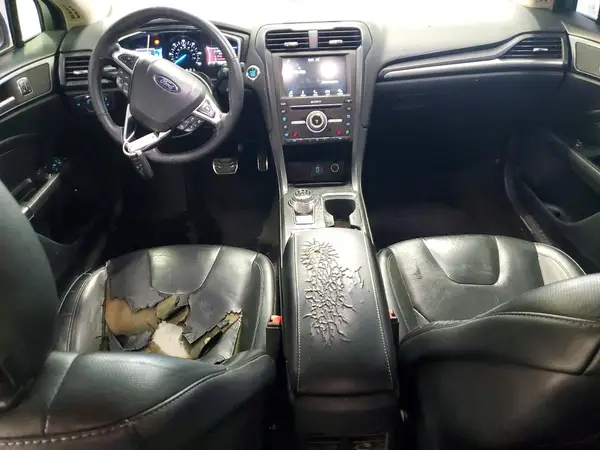 3FA6P0RU2JR132356 2018 FORD FUSION - Image 8