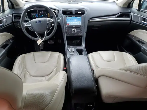 3FA6P0RU2JR150811 2018 FORD FUSION - Image 8
