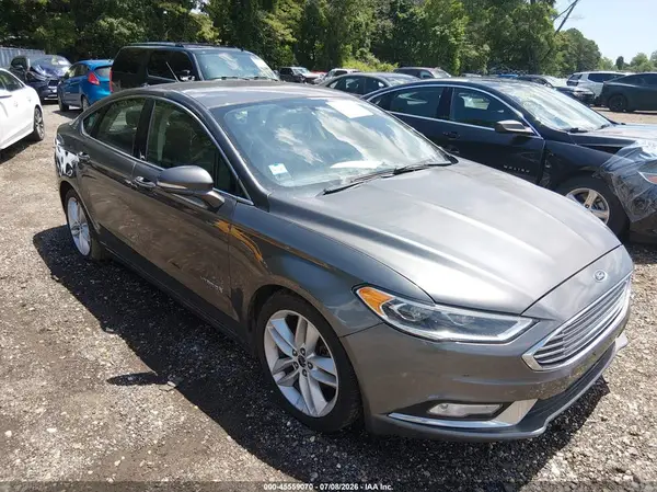 3FA6P0RU2JR151067 2018 FORD FUSION - Image 1