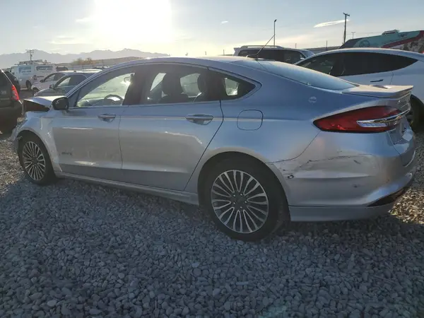 3FA6P0RU2JR233932 2018 FORD FUSION - Image 2