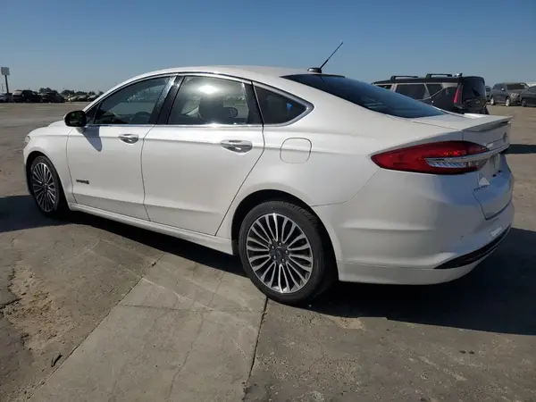 3FA6P0RU2JR243067 2018 FORD FUSION - Image 2
