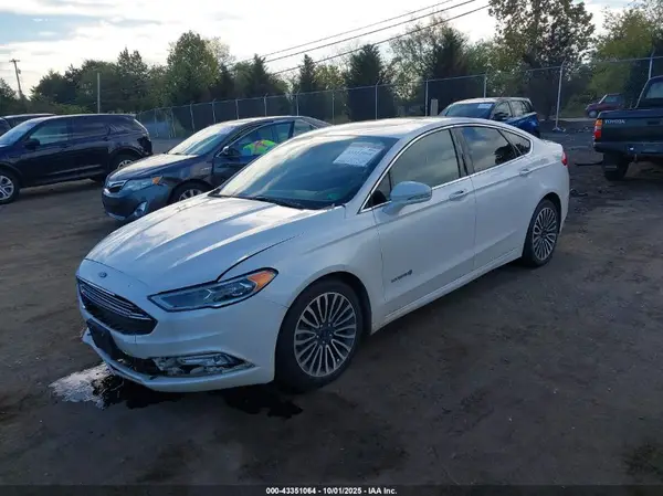 3FA6P0RU2JR245143 2018 FORD FUSION - Image 2