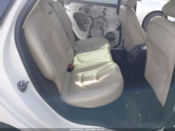 3FA6P0RU2JR246812 2018 FORD FUSION - Image 8