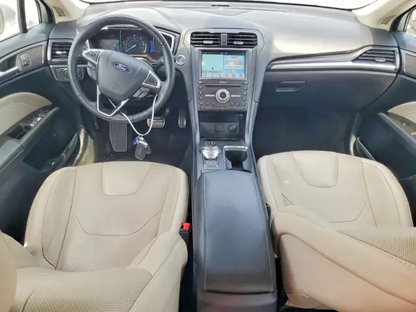 3FA6P0RU2JR259155 2018 FORD FUSION - Image 8