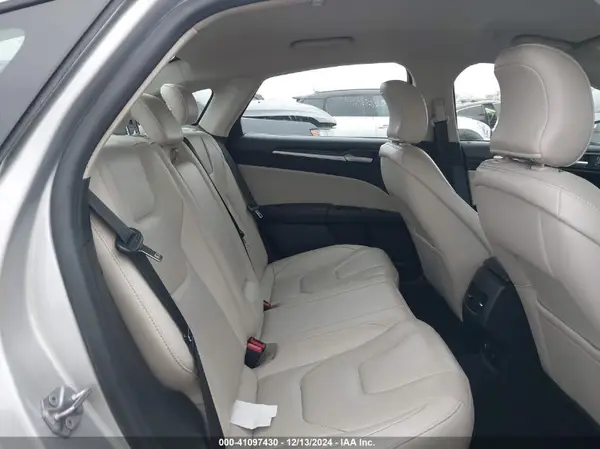 3FA6P0RU2JR260967 2018 FORD FUSION - Image 8