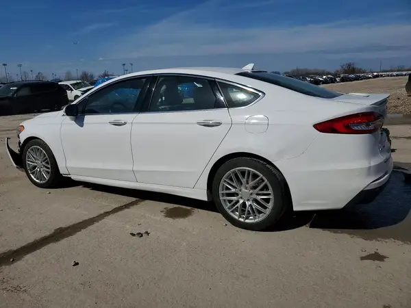 3FA6P0RU2KR105594 2019 FORD FUSION - Image 2