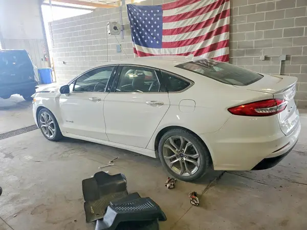 3FA6P0RU2KR106695 2019 FORD FUSION - Image 2