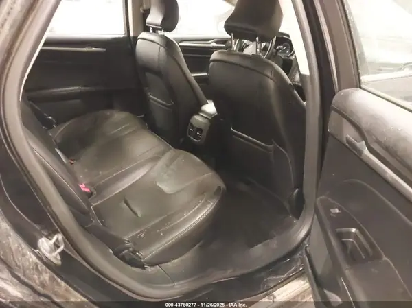 3FA6P0RU2KR106745 2019 FORD FUSION - Image 8