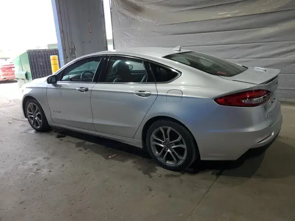 3FA6P0RU2KR187617 2019 FORD FUSION - Image 2