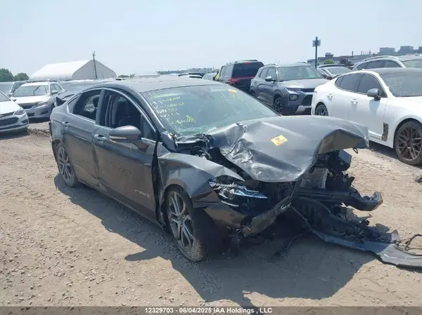 3FA6P0RU2KR211642 2019 FORD FUSION - Image 1