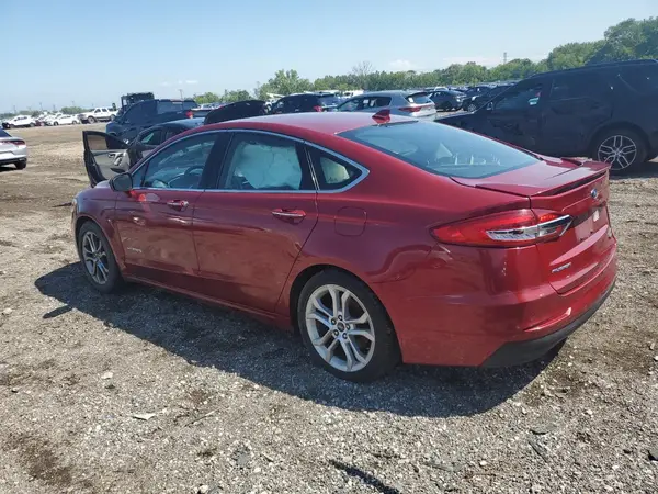 3FA6P0RU2KR211768 2019 FORD FUSION - Image 2