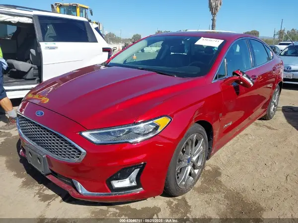 3FA6P0RU2KR240025 2019 FORD FUSION - Image 2