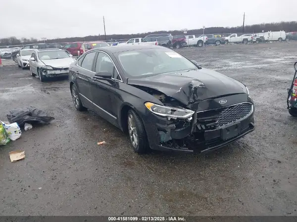 3FA6P0RU2LR139584 2020 FORD FUSION - Image 1