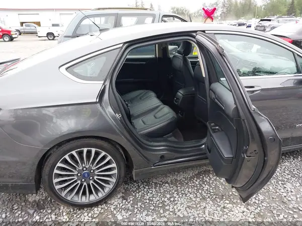 3FA6P0RU3HR216311 2017 FORD FUSION - Image 8