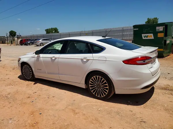 3FA6P0RU3HR267534 2017 FORD FUSION - Image 2