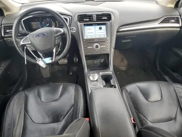 3FA6P0RU3HR301858 2017 FORD FUSION - Image 8