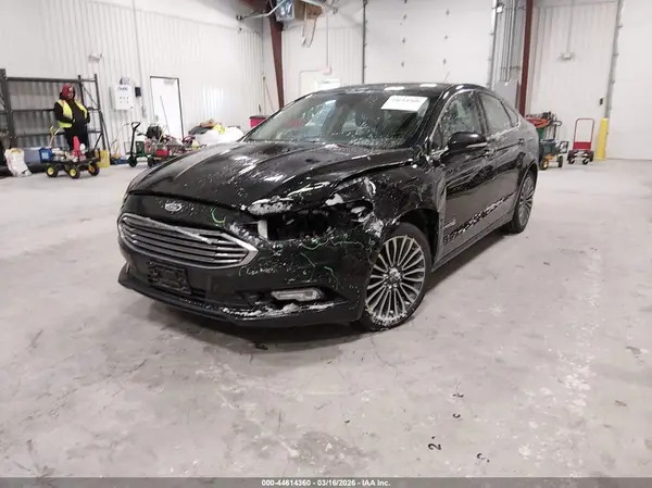 3FA6P0RU3JR120541 2018 FORD FUSION - Image 2