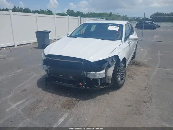 3FA6P0RU3JR137677 2018 FORD FUSION - Image 2
