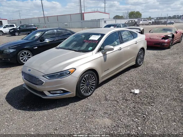 3FA6P0RU3JR140949 2018 FORD FUSION - Image 2