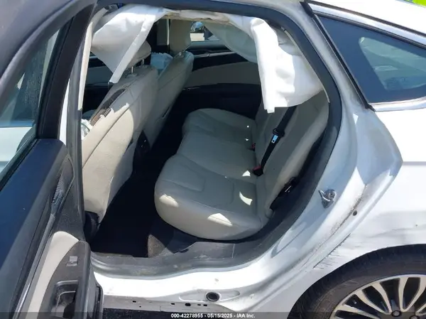 3FA6P0RU3JR141616 2018 FORD FUSION - Image 8