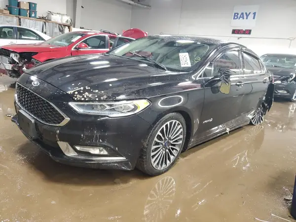 3FA6P0RU3JR153944 2018 FORD FUSION - Image 1