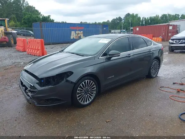 3FA6P0RU3JR154012 2018 FORD FUSION - Image 2