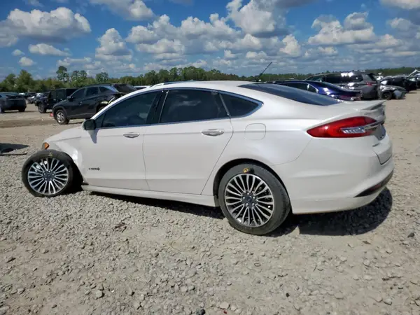 3FA6P0RU3JR161185 2018 FORD FUSION - Image 2
