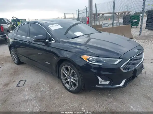3FA6P0RU3KR105958 2019 FORD FUSION - Image 1