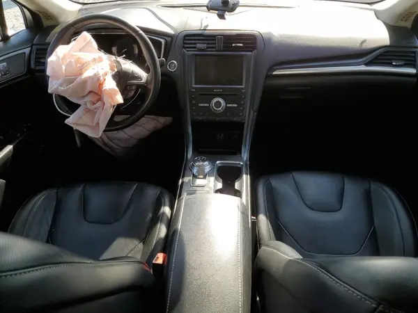 3FA6P0RU3KR118631 2019 FORD FUSION - Image 8