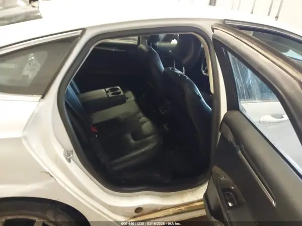 3FA6P0RU3KR120444 2019 FORD FUSION - Image 8