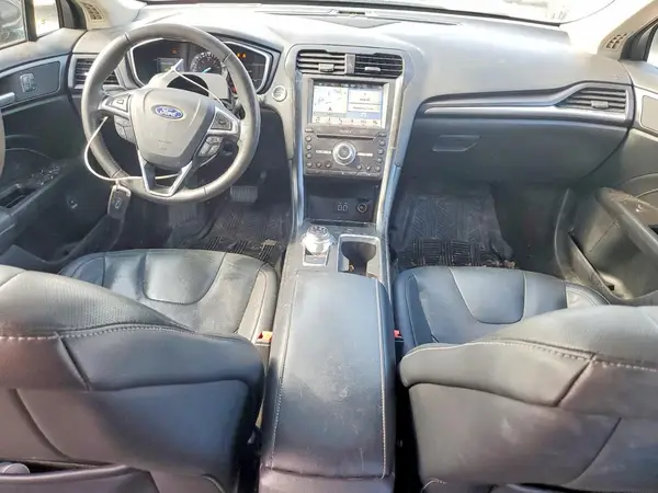3FA6P0RU3KR156439 2019 FORD FUSION - Image 8