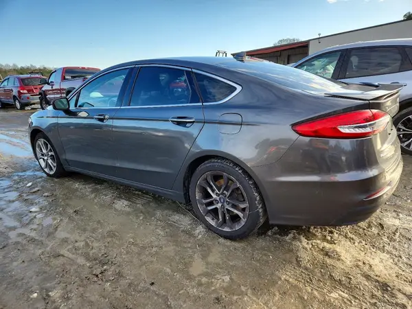3FA6P0RU3KR220916 2019 FORD FUSION - Image 2