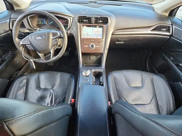 3FA6P0RU3KR220916 2019 FORD FUSION - Image 8