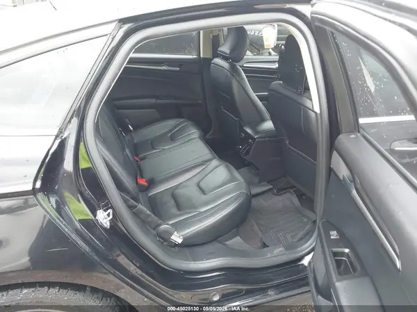 3FA6P0RU3KR223864 2019 FORD FUSION - Image 8