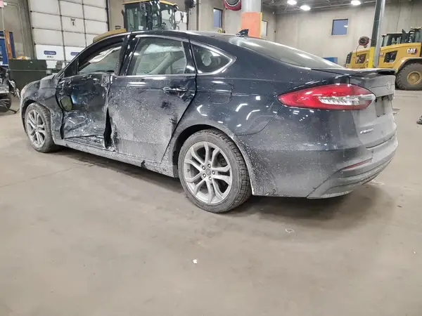 3FA6P0RU3LR233957 2020 FORD FUSION - Image 2