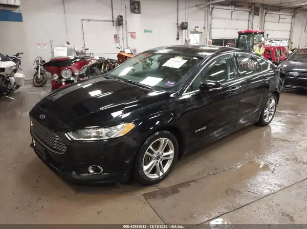 3FA6P0RU4GR275835 2016 FORD FUSION - Image 2