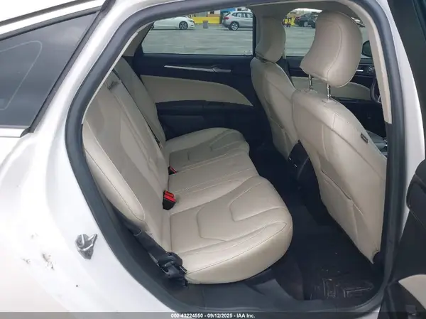 3FA6P0RU4HR250242 2017 FORD FUSION - Image 8