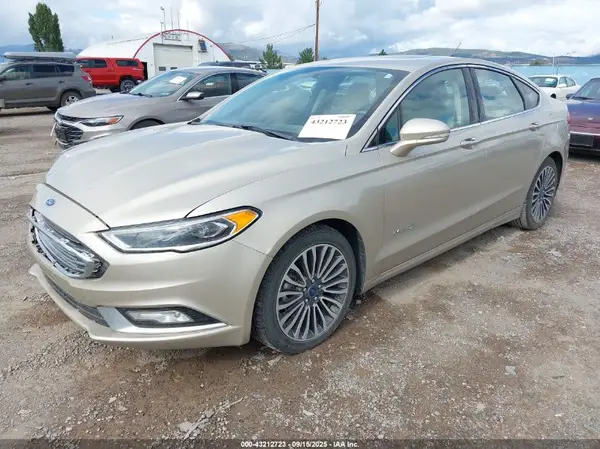 3FA6P0RU4HR301562 2017 FORD FUSION - Image 2