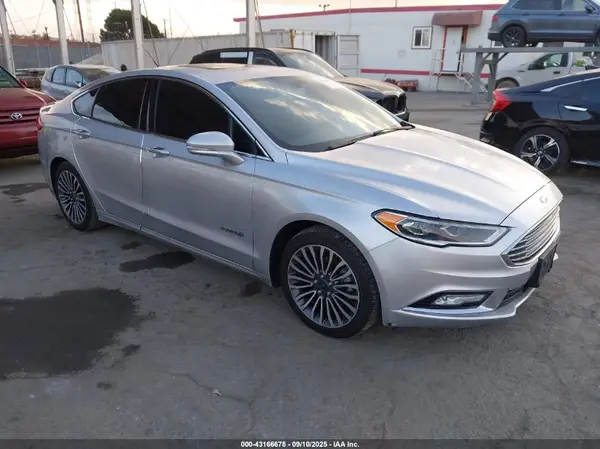 3FA6P0RU4JR128499 2018 FORD FUSION - Image 1