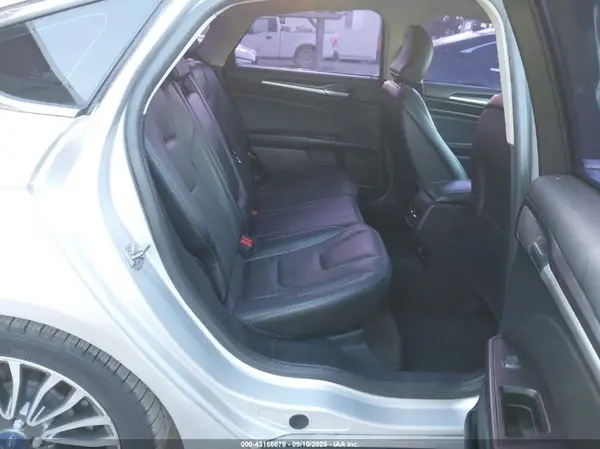 3FA6P0RU4JR128499 2018 FORD FUSION - Image 8