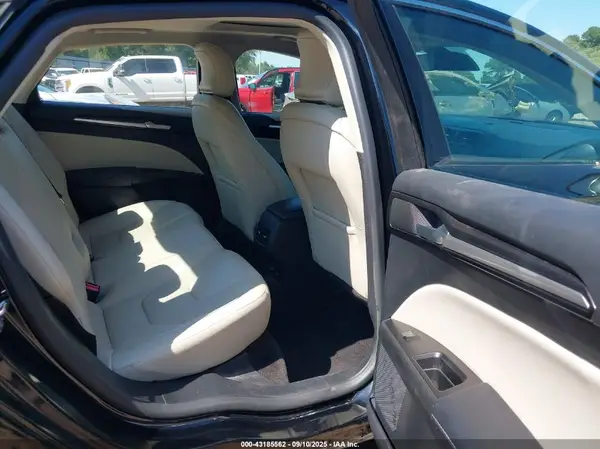 3FA6P0RU4JR171305 2018 FORD FUSION - Image 8